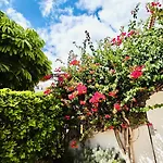 Διαμέρισμα Beautiful 4 Bedroom With Private Jacuzzi *