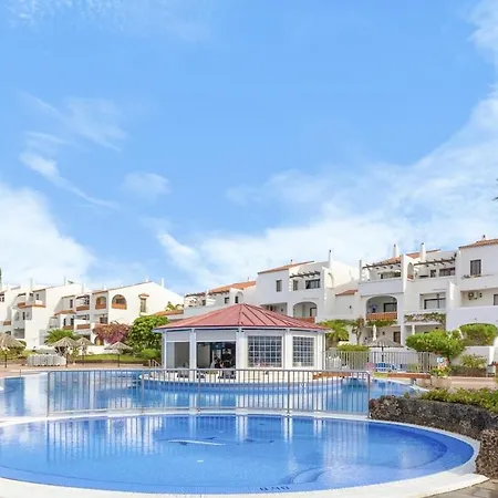 Beautiful 4 Bedroom With Private Jacuzzi *