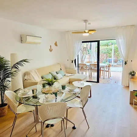 Daire Beautiful 4 Bedroom With Private Jacuzzi San Miguel de Abona