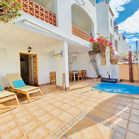Beautiful 4 Bedroom With Private Jacuzzi * San Miguel de Abona