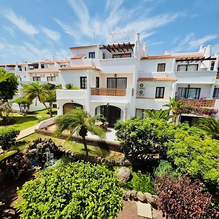 Beautiful 4 Bedroom With Private Jacuzzi *